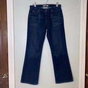 Tommy Hilfiger Low Rise Boot Cut Whisker Design Jeans-Women’s Sz 32